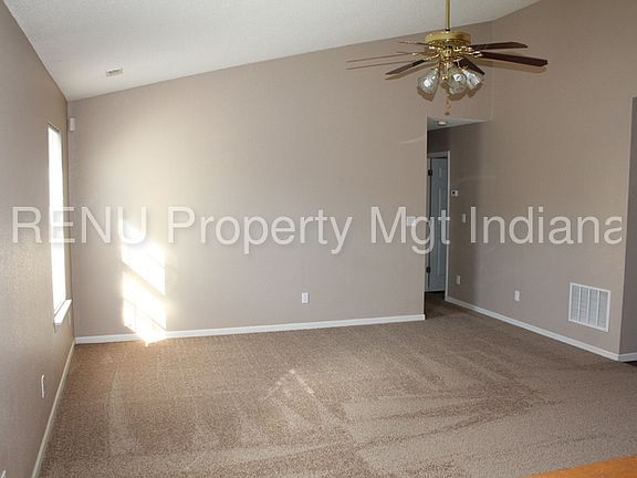 4th image of 9765 Lomax Dr