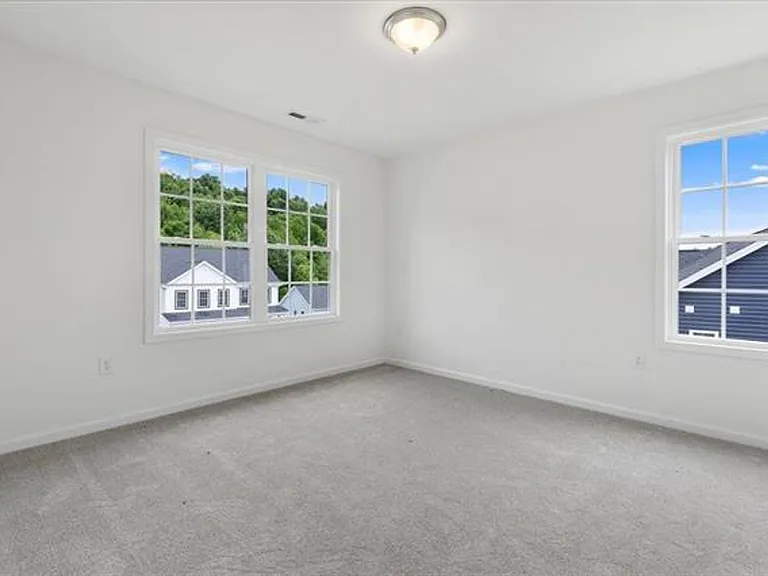 1471 Walnut Ridge Rd — Photo 17