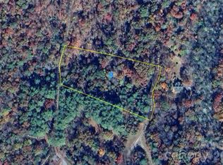 51 Bear Track Dr, Tuckasegee, NC 28783