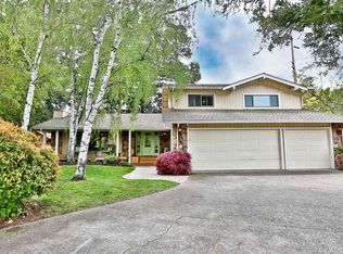 19 Lommel Ct, Walnut Creek, CA 94597