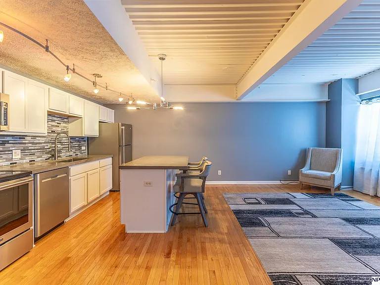 105 N 31st Ave #701 — Photo 15