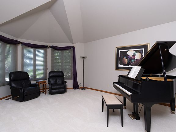 4th image of 3633 Thyme Dr