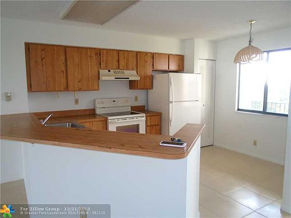 4th image of 2215 Cypress Island Dr APT 703