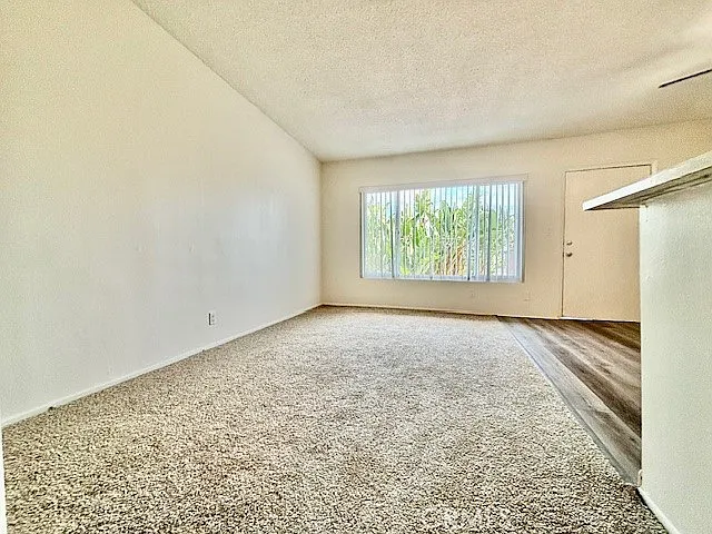 1826 W Sallie Ln #6 — Photo 32