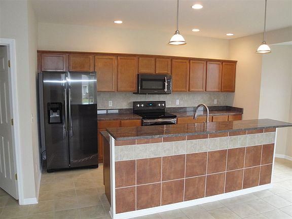 2nd image of 2421 Kobel Ct