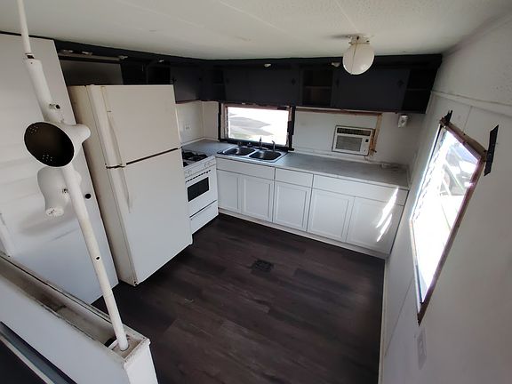 3rd image of 4923 Rockville Rd Lot 2