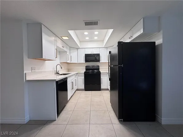 2765 Heritage Ct, Las Vegas, NV 89121