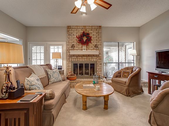 2_4908Ledgestone-1.jpg
