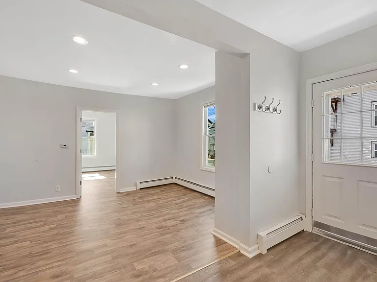 19 Maple Ave #19A — Photo 15