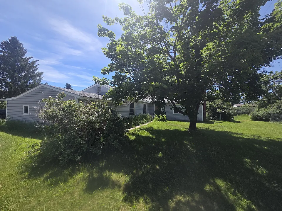 2406 Durston Rd