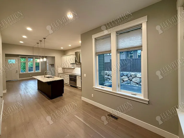 62707 NW Mehama Dr — Photo 10