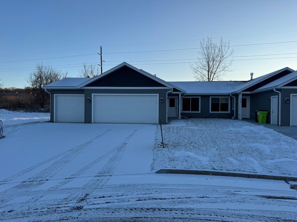 2010 20th St, Zumbrota, MN 55992