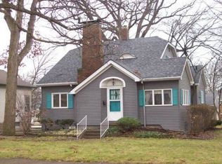 123 W 10th St, Streator, IL 61364