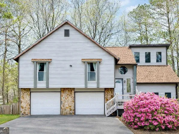 2677 Deerfield Cir SW, Marietta, GA 30064