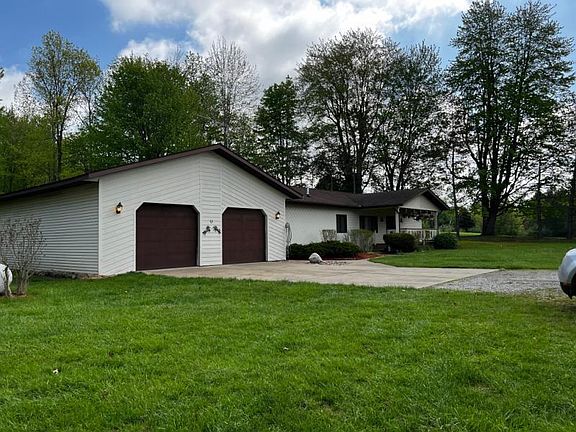 2nd image of 1200 W Sanilac Rd