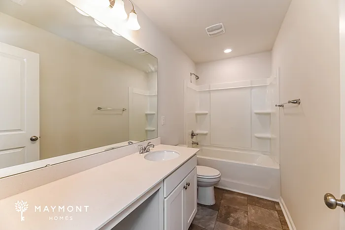 376 Augustine Dr — Photo 13