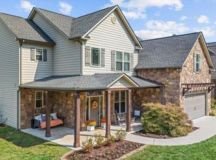 1118 Front Royal Ln, Knoxville, TN 37922