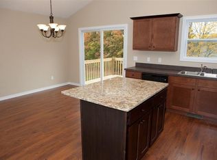 3824 Ravinewood Cir SE, Grand Rapids, MI 49508