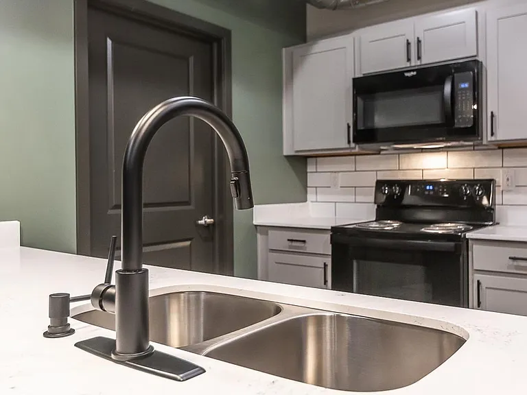 The Bentley Apartments — Photo 106