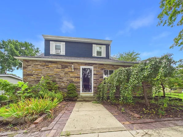 70 Highland St, Carroll, OH 43112