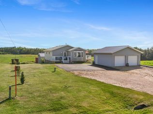 5049 50a Ave, Calmar, AB T0C 0V0