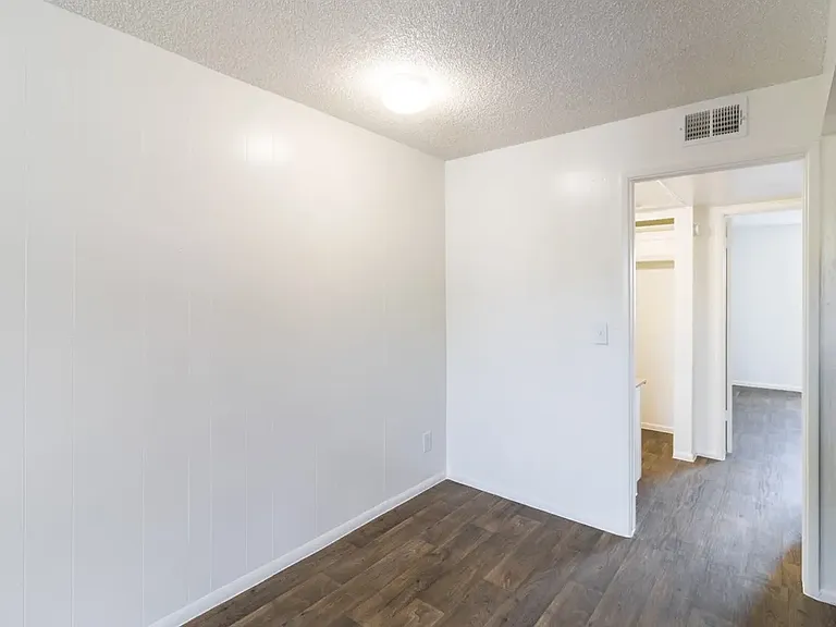 The Residences At Camelback West — Photo 12