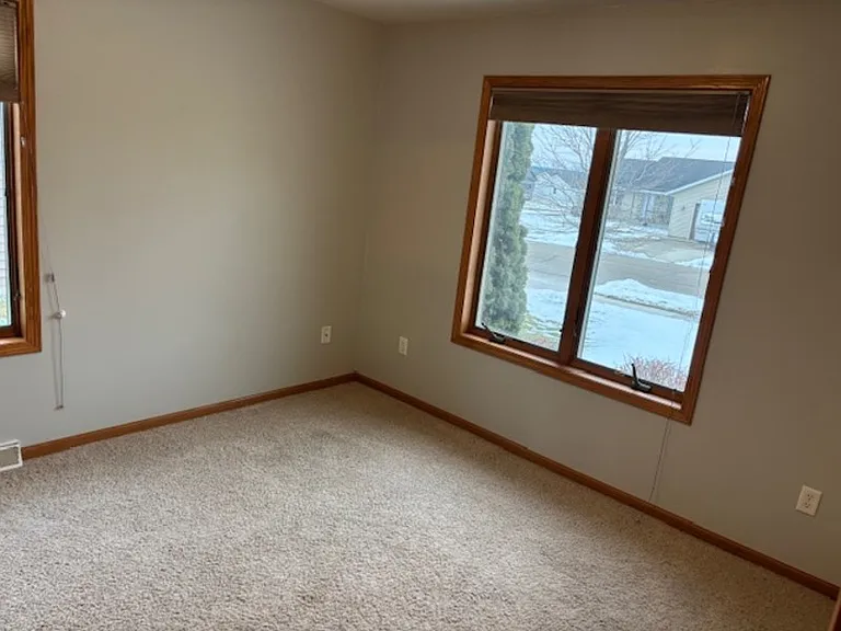 334 Autumn Ln — Photo 19
