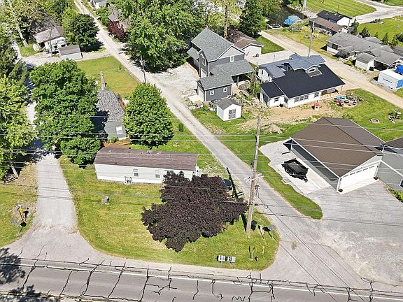 3rd image of 3423 N State Road 13