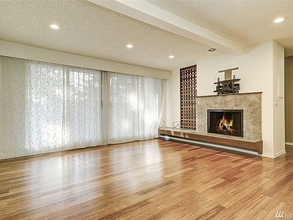3rd image of 8839 166th Ave NE APT C303