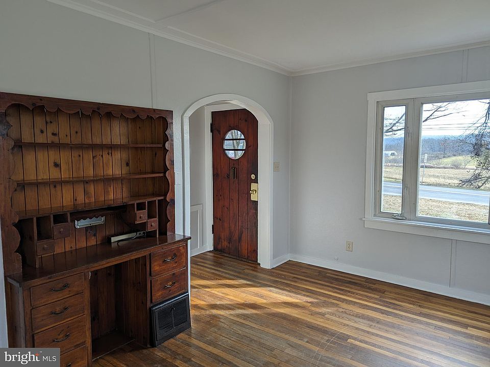 250 E Main St, Millheim, PA 16854 Zillow