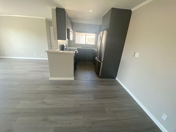 4th image of 1420 S Bedford St #2X2-2995.0