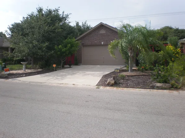 170 Whistlers Cove Rd, Rockport, TX 78382