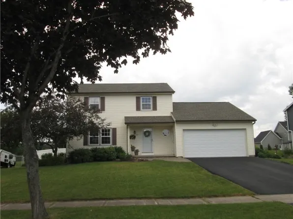 27 Tyler Trl, Hilton, NY 14468