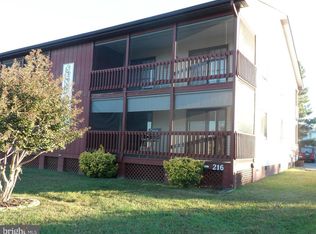 216 Monroe Bay Ave APT 101, Colonial Beach, VA 22443