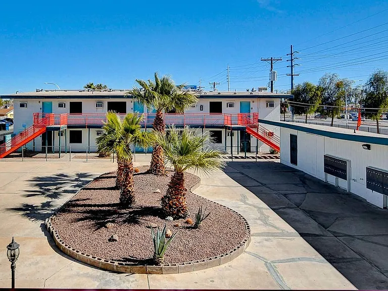 ATMO Sahara, Apartments For Rent in Las Vegas, NV