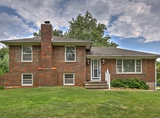 4718 Kessler St, Merriam, KS 66203