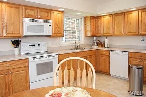 4th image of 103 Hunterdale Dr