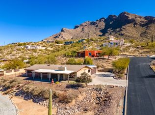 8710 N Newport Pl, Oro Valley, AZ 85704