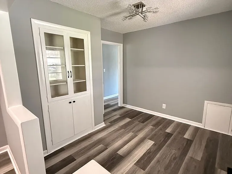 1453 S Fort Ave — Photo 10