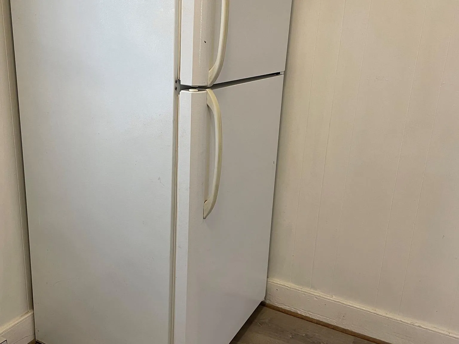 3 bed, 1150 sqft, $2,325 — Photo 3