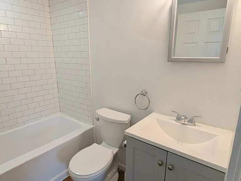 320 Aidyl Ave — Photo 14
