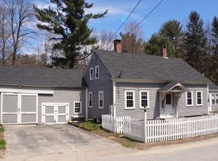 28 Reservoir Dr, Weare, NH 03281
