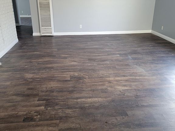 4th image of 14414 Avis Ave