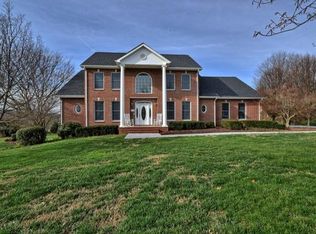 105 Sterling Springs Dr, Johnson City, TN 37604