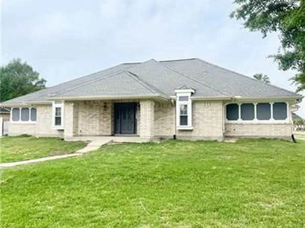 3604 Lake Providence Dr, Harvey, LA 70058