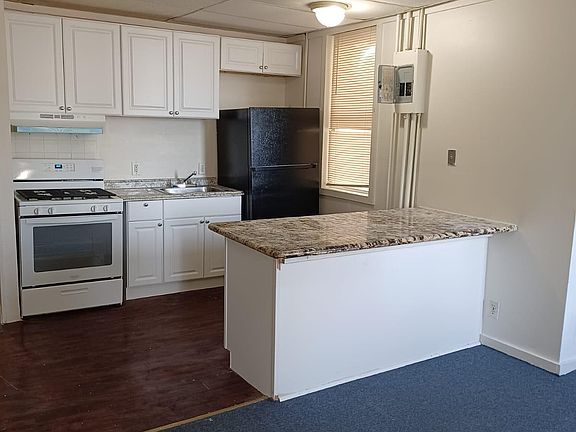 2nd image of 1724 Atlantic Ave APT A3