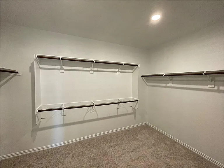 14109 Pennington Ln — Photo 31