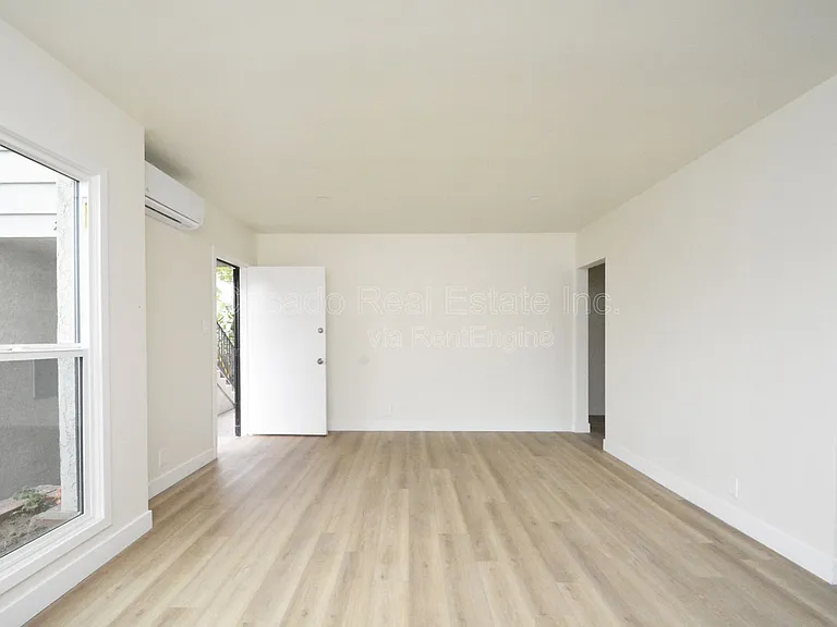 2972 Pacific Ave #A — Photo 3