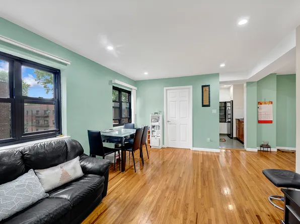 8867 Bay 16th Street image 5 of 17