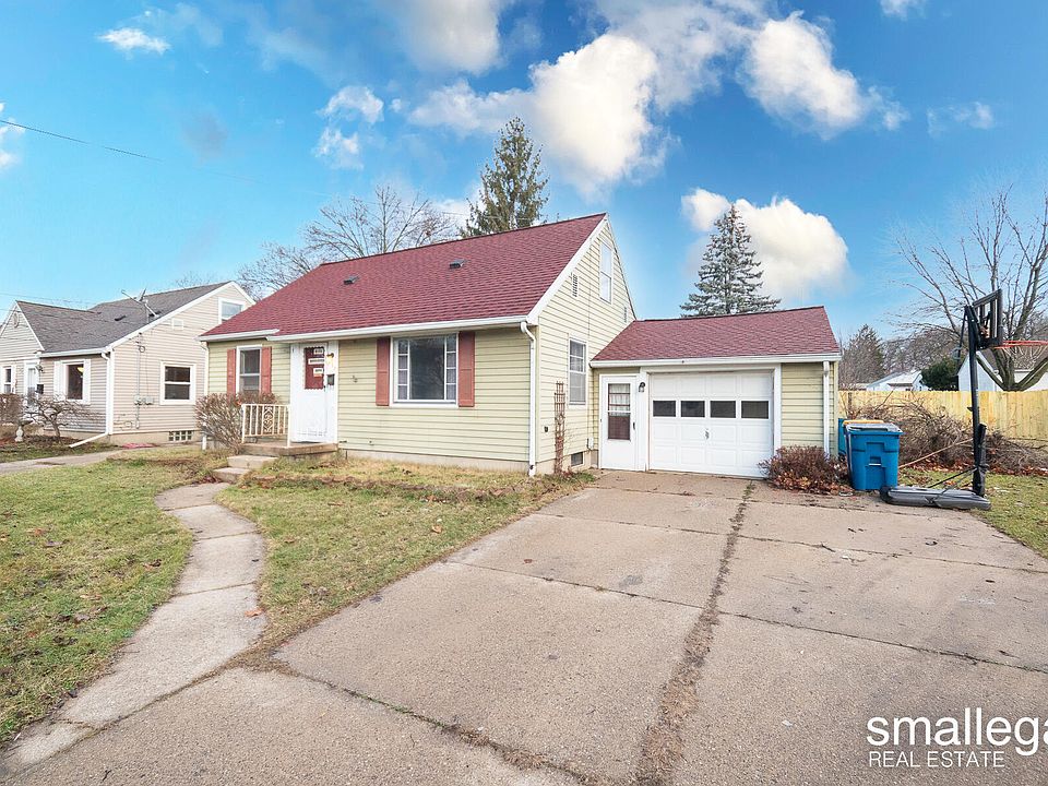 1st image of 737 Everglade Dr SE
